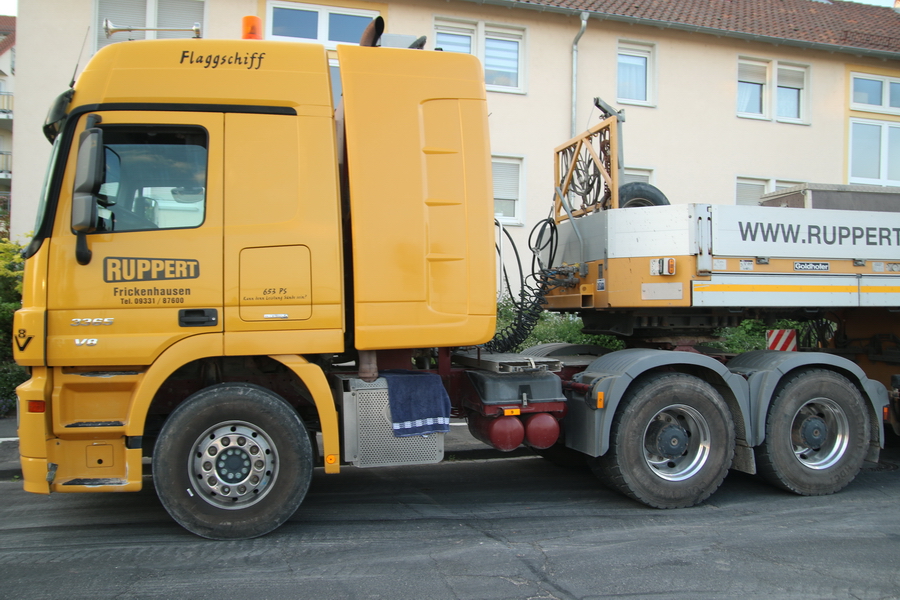 Ruppert MB Actros 3365 - Copyright: www.olli80.de