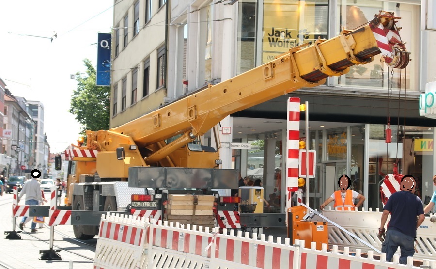 Würzburger Kranverleih LTC 1050-3.1 - Copyright: www.olli80.de