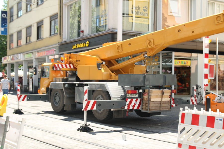 Würzburger Kranverleih LTM 1025 - Copyright: www.olli80.de
