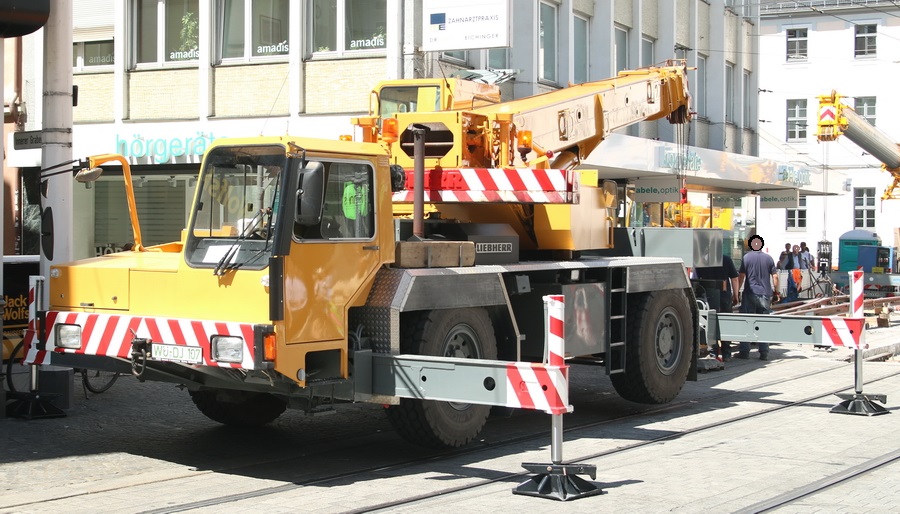 Würzburger Kranverleih  - Copyright: www.olli80.de