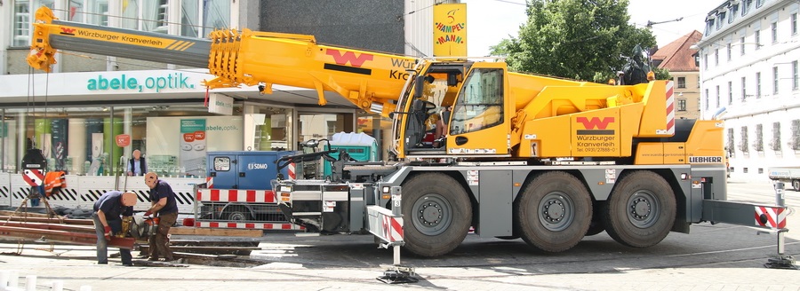 Würzburger Kranverleih LTC 1050-3.1 - Copyright: www.olli80.de