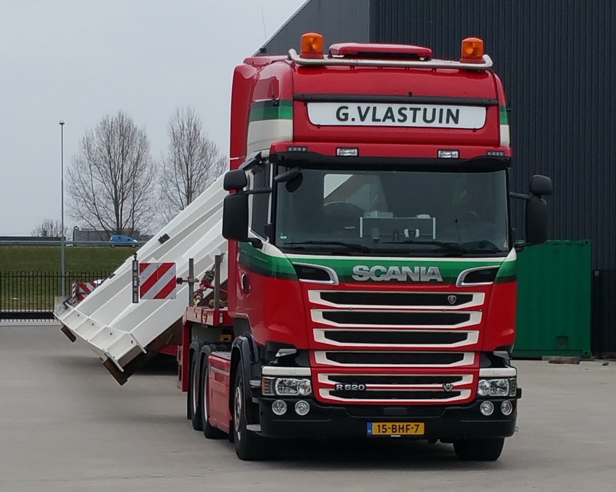 G. Vlastuin Scania mit Schräglader - Copyright: www.olli80.de