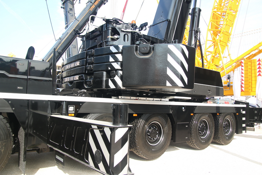 Liebherr LTM 1230-5.1 - Copyright: www.olli80.de