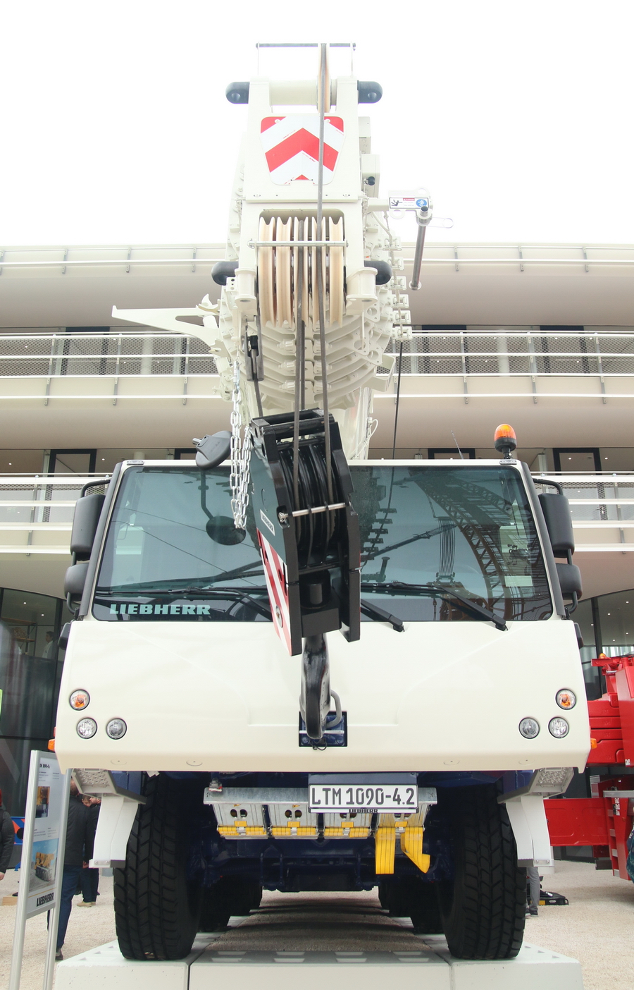 Liebherr LTM 1090-4.2 Wasel - Copyright: www.olli80.de