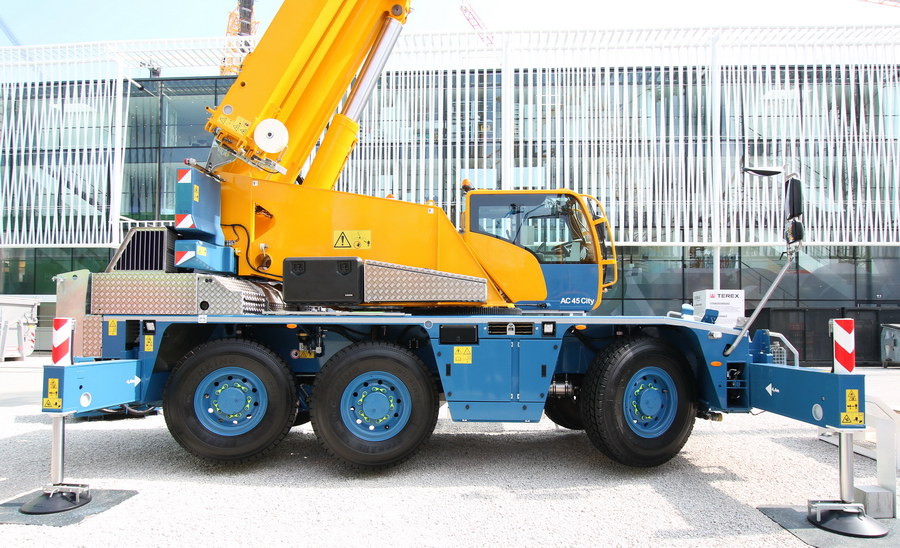 Demag AC 45 City - Copyright: www.olli80.de