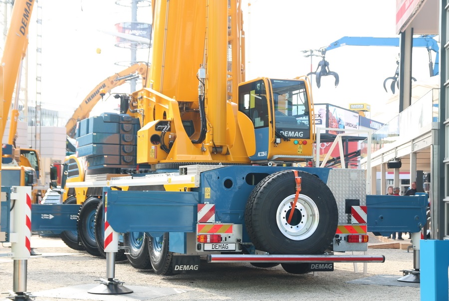 Demag AC 220-5 - Copyright: www.olli80.de