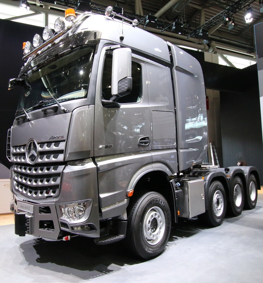 Mercedes Arocs 4163S - Copyright: www.olli80.de