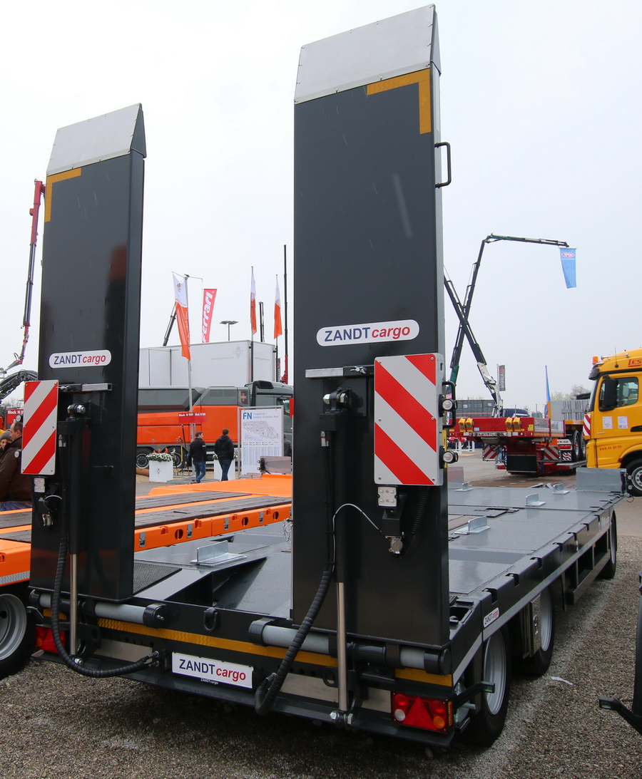 Zandt Cargo AT-P 300 - Copyright: www.olli80.de