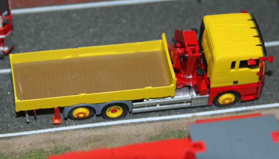 Andreas Schulze: MAN Pritschen-LKW mit Ladekran - Copyright: www.olli80.de