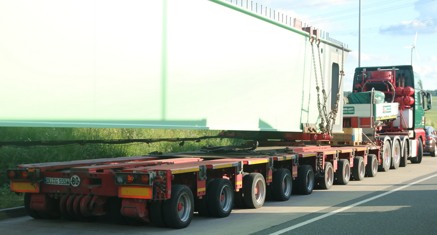 Kahl MAN TGX mit Brückenträger  - Copyright: www.olli80.de