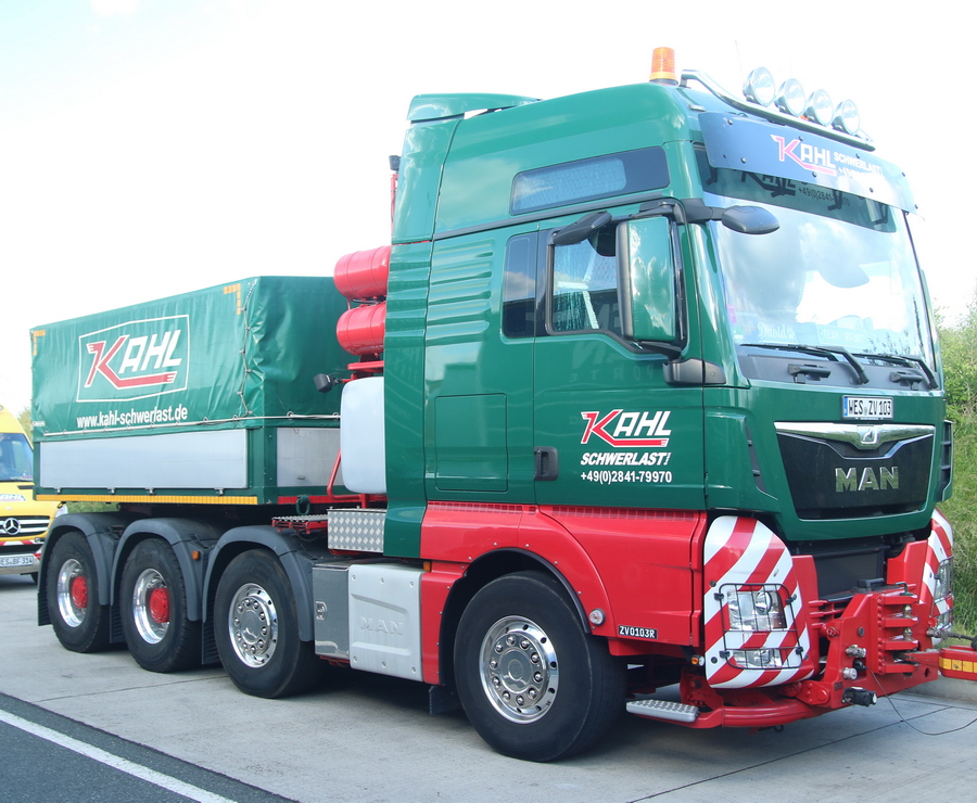 Kahl MAN TGX mit Brückenträger  - Copyright: www.olli80.de