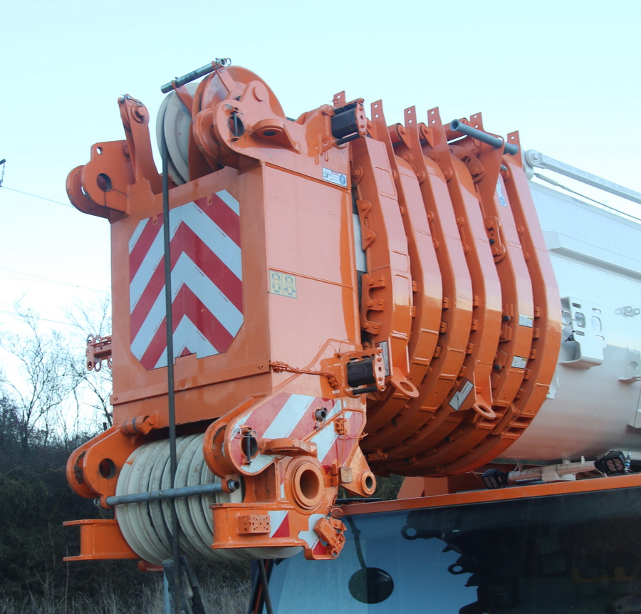 Weiland LTM 1450-8.1 Rollenkopf - Copyright: www.olli80.de