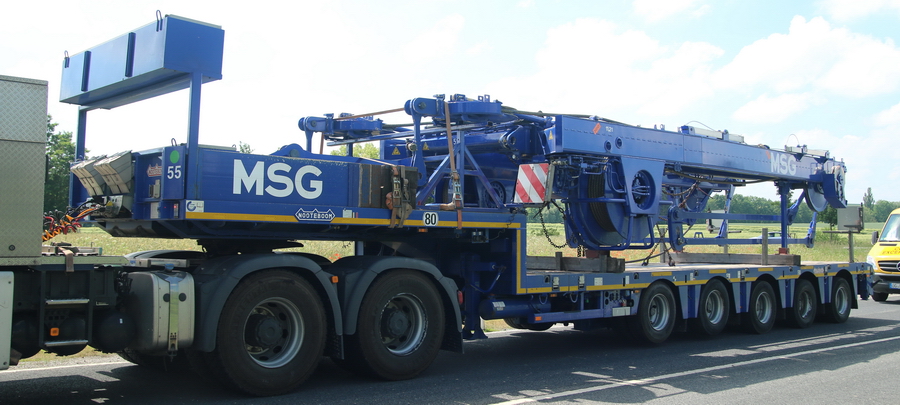 MSG MAN TGX 41.540 mit Nooteboom Semiauflieger - Copyright: www.olli80.de