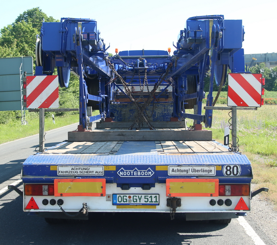 MSG MAN TGX 41.540 mit Nooteboom Semiauflieger - Copyright: www.olli80.de