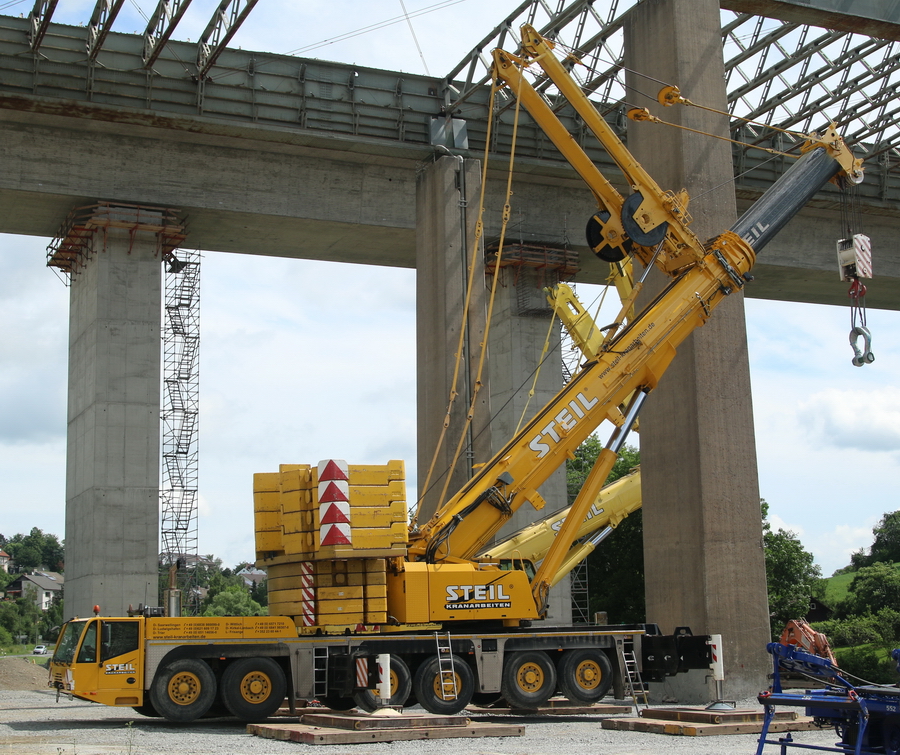 Steil Demag AC 350 - Copyright: www.olli80.de