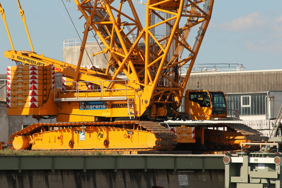 Sarens Bracht Superlift 3800 - Copyright: www.olli80.de