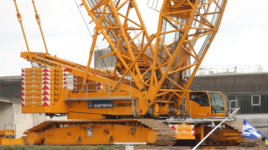 Sarens Bracht Superlift 3800 - Copyright: www.olli80.de