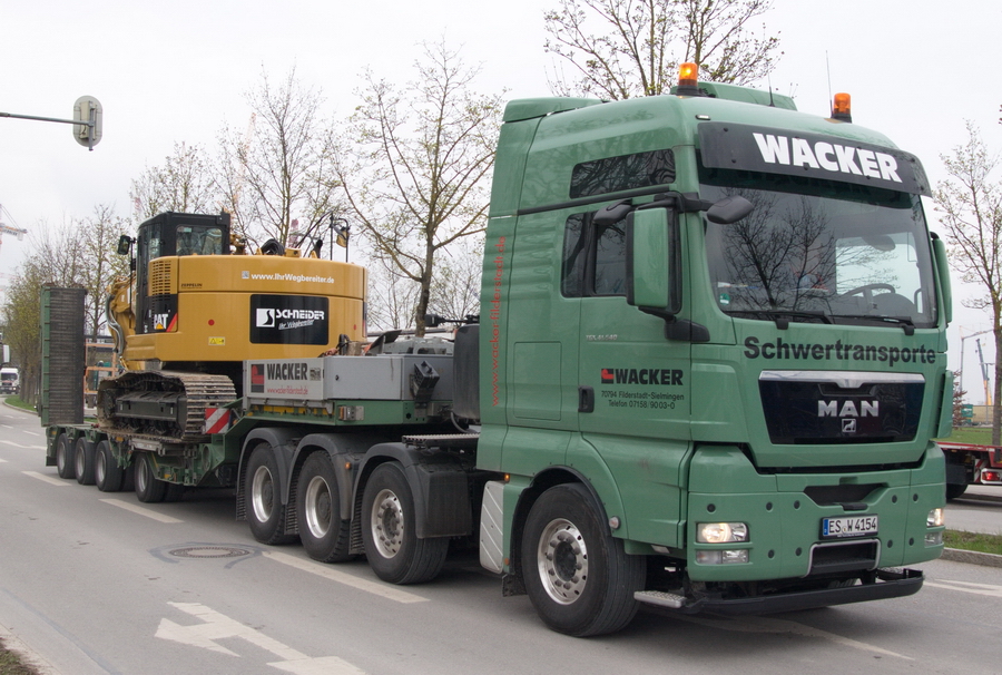 Wacker MAN TGX 41.540 - Copyright: www.olli80.de