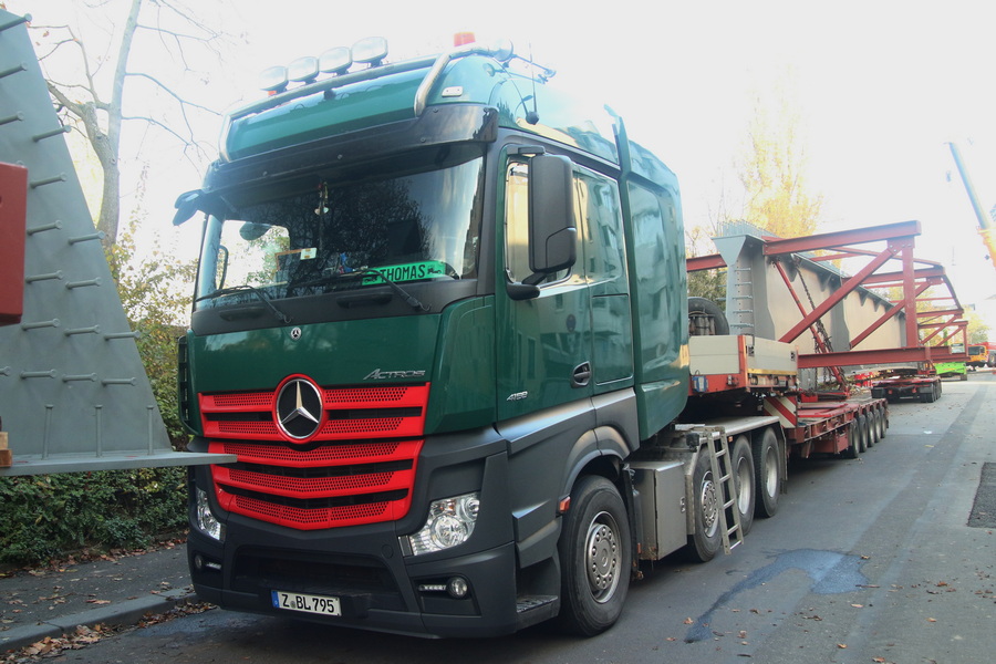 ELOS MB Actros 4158  - Copyright: www.olli80.de