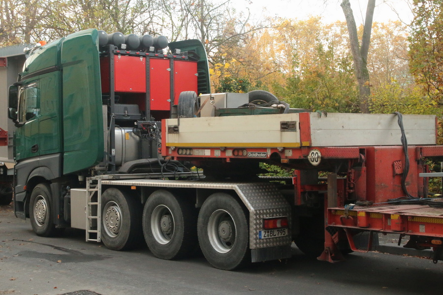 ELOS MB Actros 4158 - Copyright: www.olli80.de