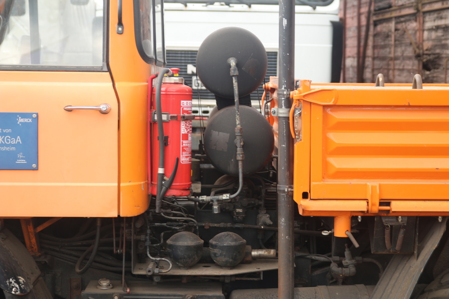 Eisenbahnwelt Darmstadt-Kranichstein Unimog U 406  - Copyright: www.olli80.de