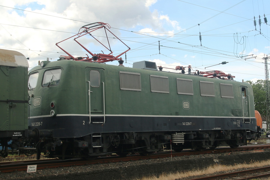 Eisenbahnwelt Darmstadt-Kranichstein BR 141 228-7 - Copyright: www.olli80.de