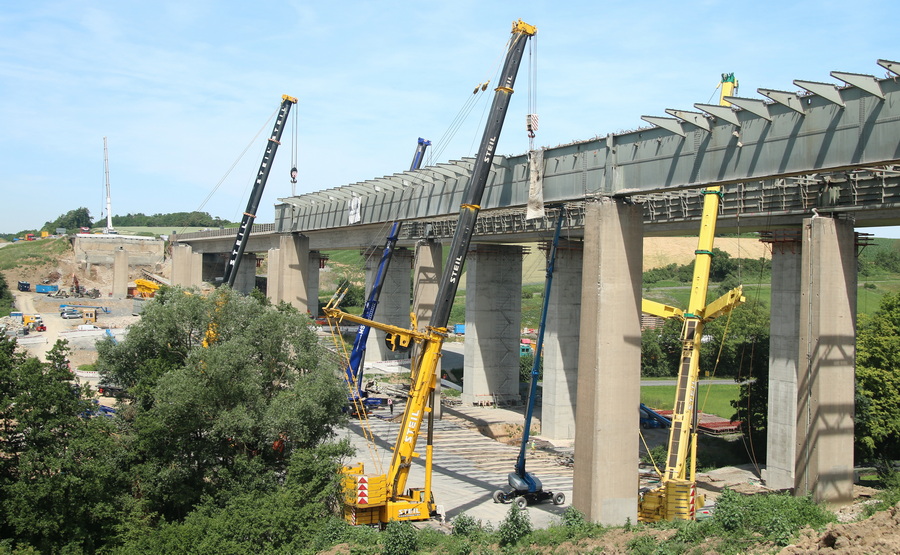 Autobahnbrücke Kürnach - Copyright: www.olli80.de