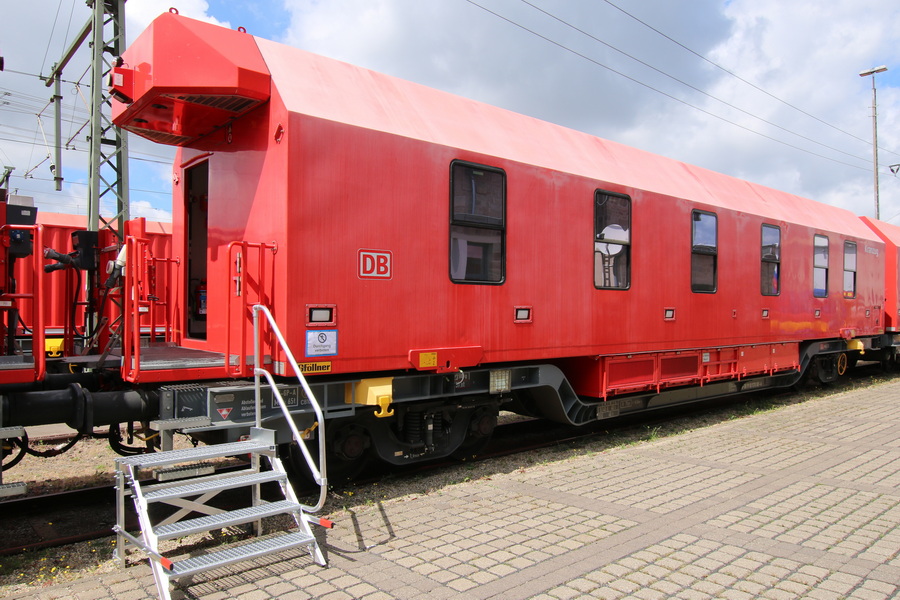 Schlaf- und Sanitärwaggon 99 80 9370 001-6 - Copyright: www.olli80.de