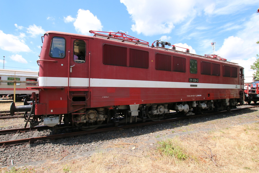 BR 211 030-2 - Copyright: www.olli80.de