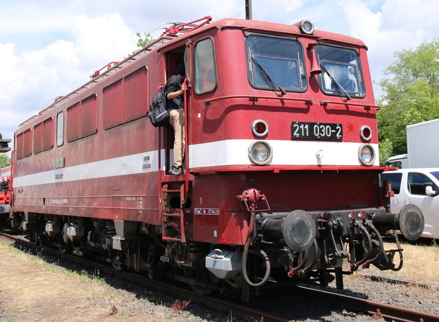 BR 211 030-2 - Copyright: www.olli80.de