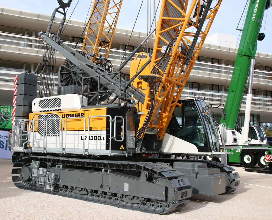 Bauma 2022 - Liebherr LR 1100.1 - Copyright: www.olli80.de