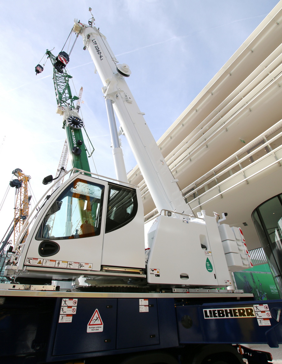 Bauma 2022 - Liebherr LTF 1060-4.1 Wasel - Copyright: www.olli80.de