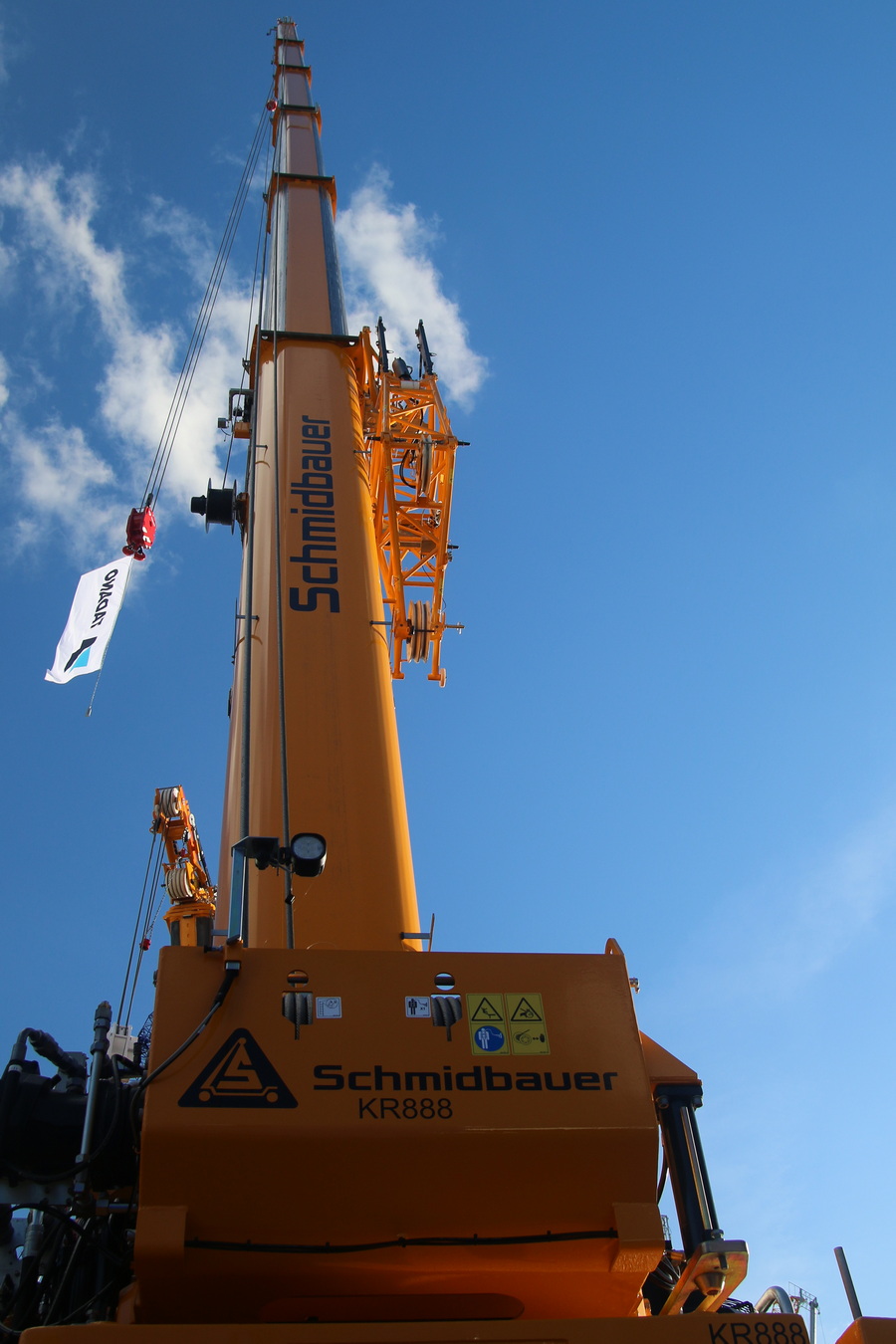 Bauma 2022 - Tadano GTC-2000 Schmidbauer Teleskopmast - Copyright: www.olli80.de