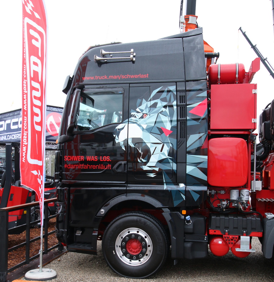 Bauma 2022 - MAN 41.540 mit Fassi F1750HXP W. Mayer - Copyright: www.olli80.de