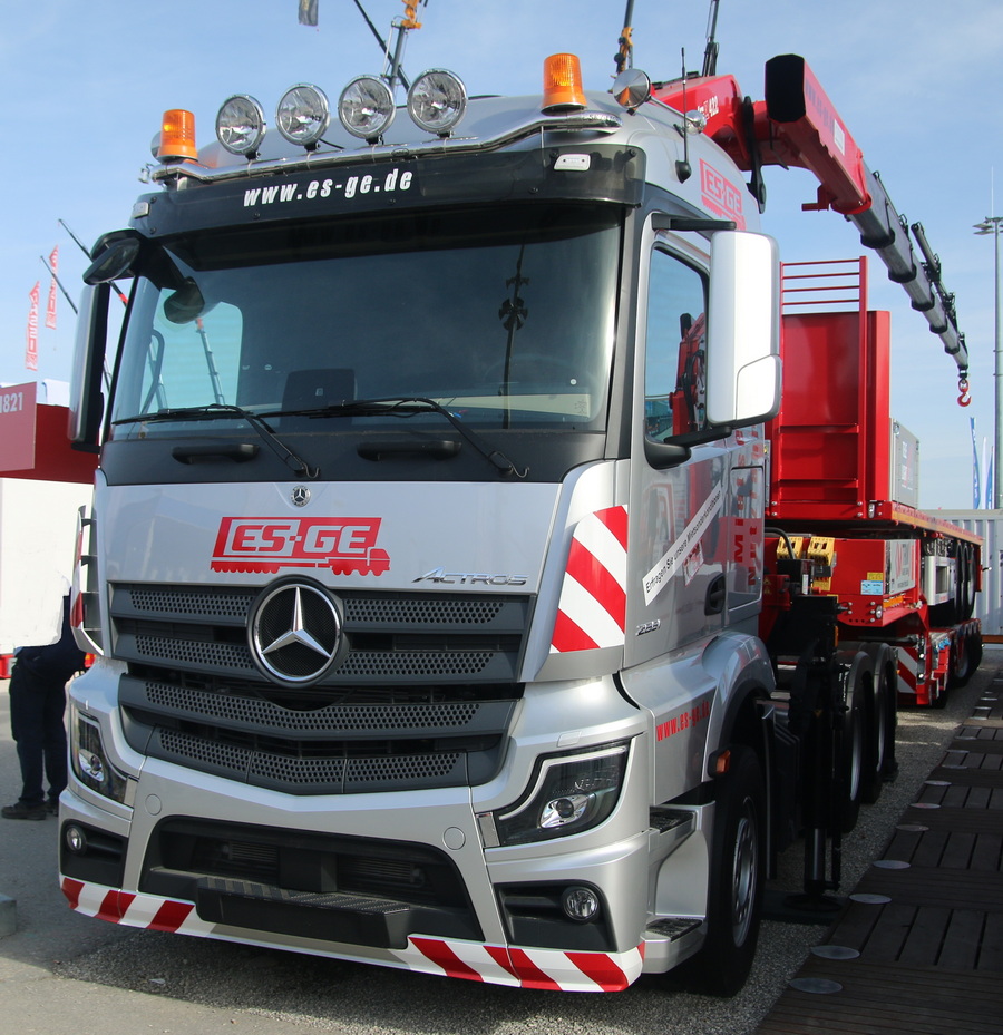 Bauma 2022 - ESGE MB Actros 2651 mit MKG 422 - Copyright: www.olli80.de