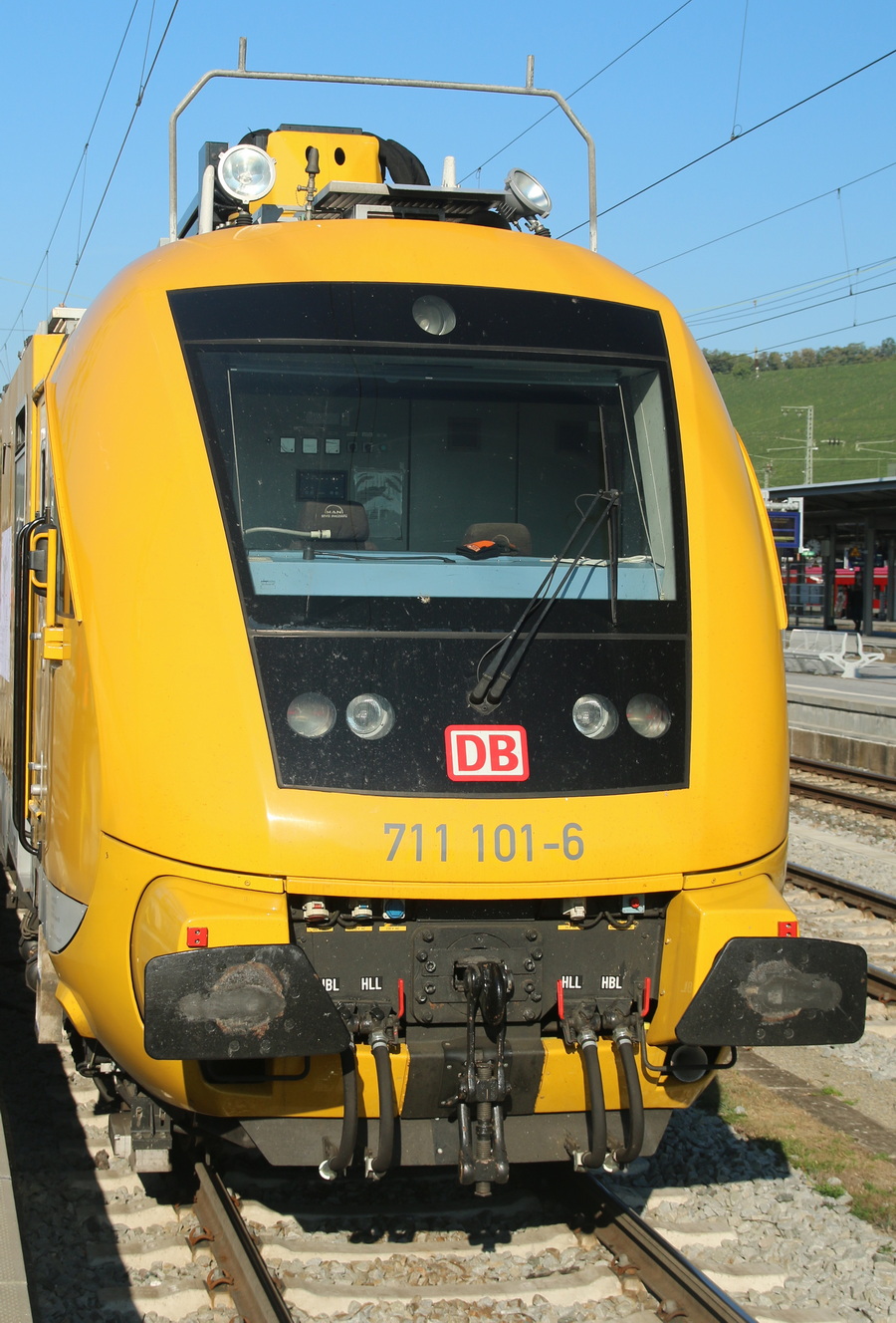711 101-6 Hubarbeitsbühnen-Instandhaltungsfahrzeug - Copyright: www.olli80.de