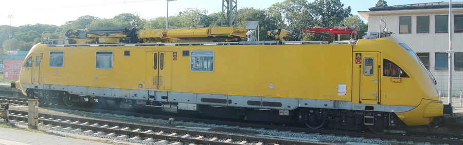 711 101-6 Hubarbeitsbühnen-Instandhaltungsfahrzeug - Copyright: www.olli80.de