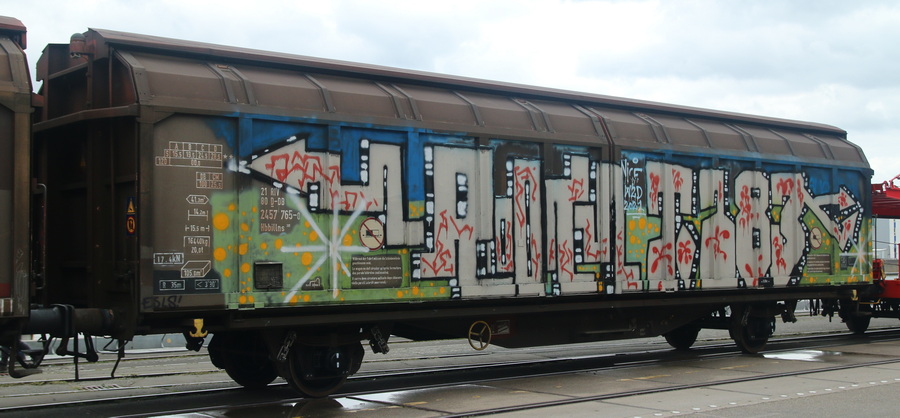 21 80 2457 765-0 Hbbillns<sup>305</sup> - Copyright: www.olli80.de