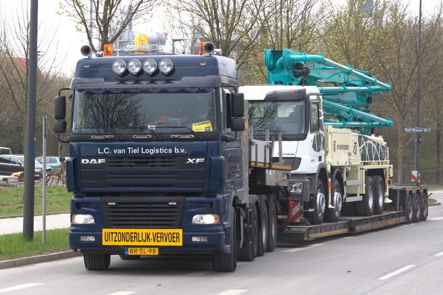 DAF XF van Tiel Logistics - Copyright: www.olli80.de