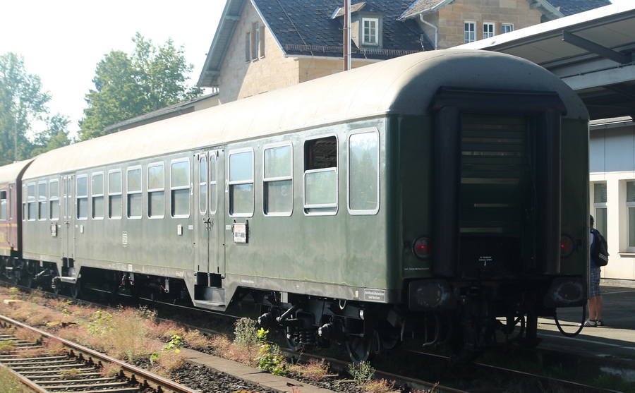 Personenwagen B4nb - Copyright: www.olli80.de