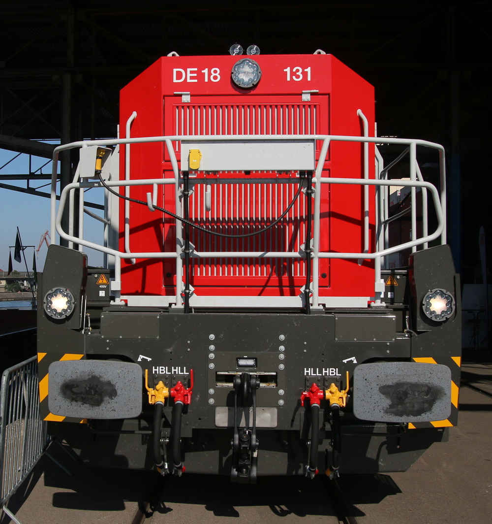 92 80 4185 131-4 Vossloh DE 18 - Copyright: www.olli80.de