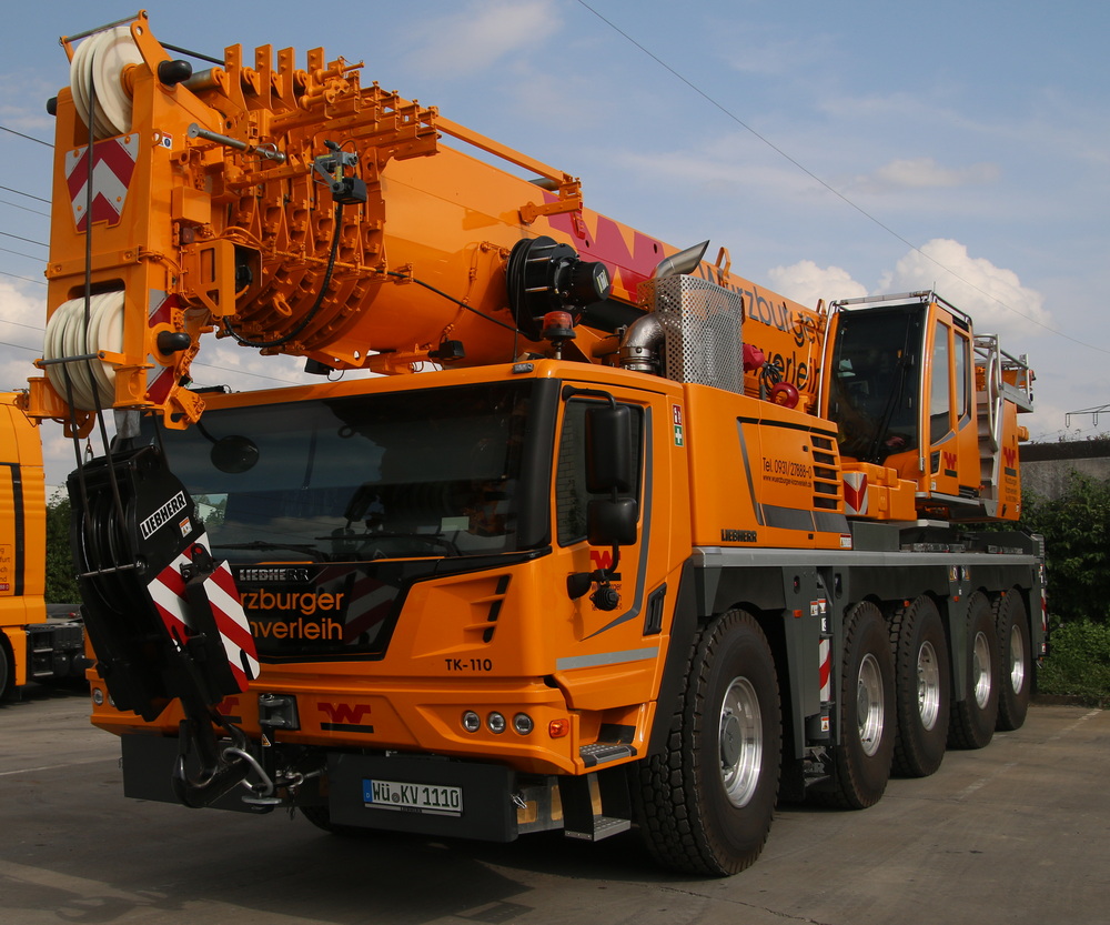 Würzburger Kranverleih LTM 1110-5.2 - Copyright: www.olli80.de
