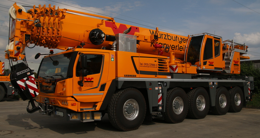 Würzburger Kranverleih LTM 1110-5.2 - Copyright: www.olli80.de