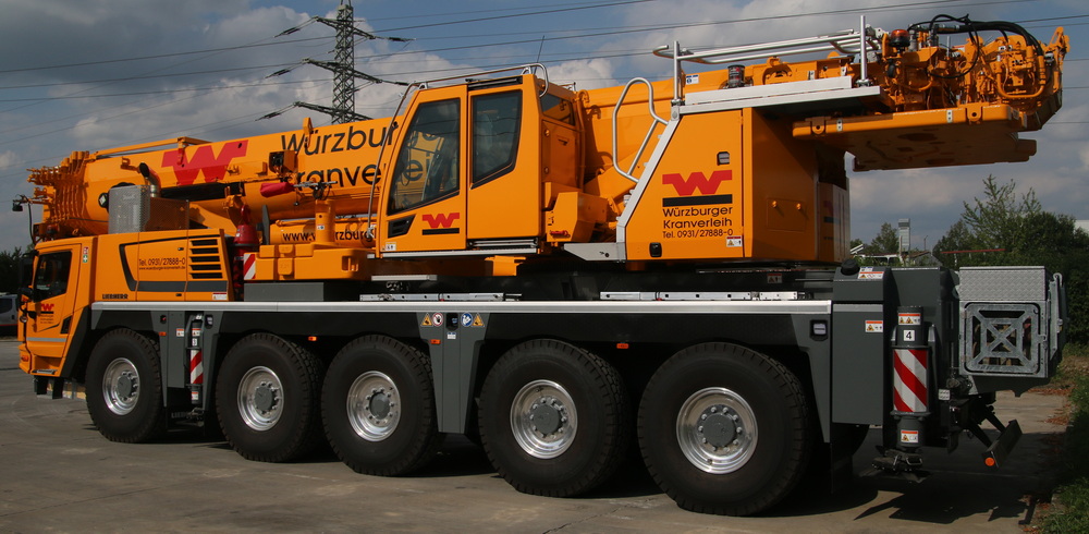 Würzburger Kranverleih LTM 1110-5.2 - Copyright: www.olli80.de