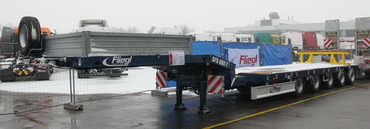 Fliegl Semiauflieger - Copyright: http://www.olli80.de