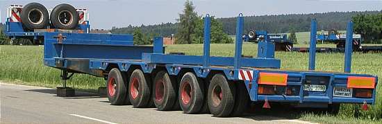 Schmidbauer Semitrailer für den Oberwagen des AK 850 - Copyright: www.olli80.de