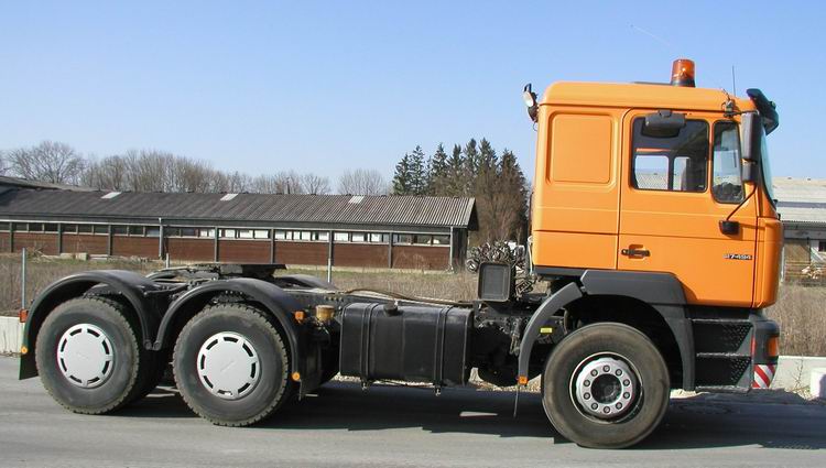 Treffler MAN F 2000 27.464 - Copyright: www.olli80.de