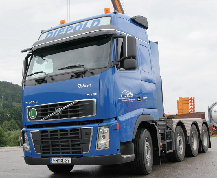 Frontansicht Volvo FH 16 660 Diepold - Copyright: www.olli80.de