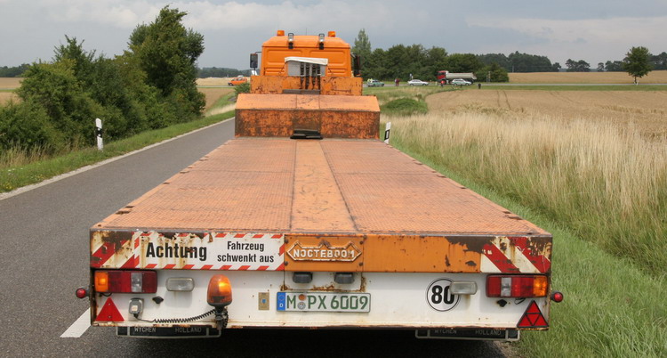 Treffler fünfachsiger Nooteboom Semiauflieger - Copyright: www.olli80.de