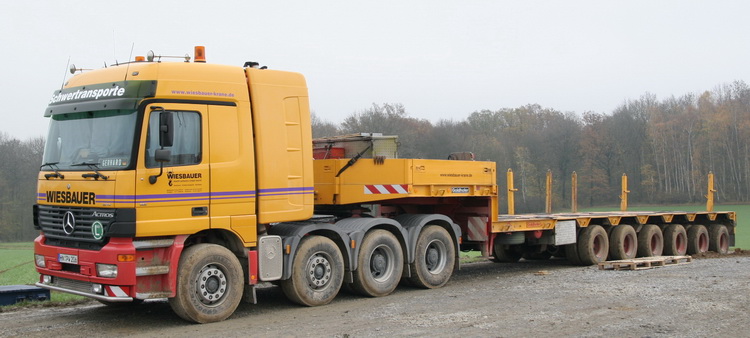 Wiesbauer Actros 4160
